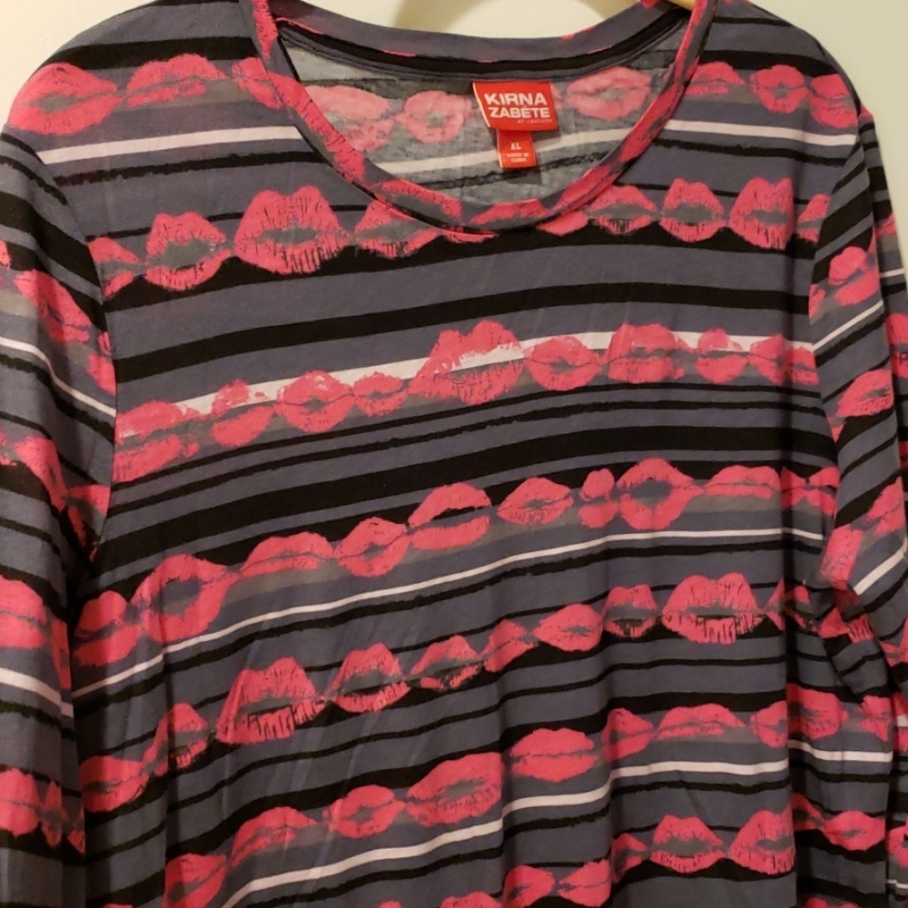 Kirna Zabete Long Sleeve Lip Print Tee